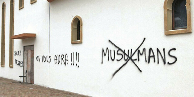 Macron'a kına gönderin... Fransa'da İslam karşıtlığı rekor seviyede