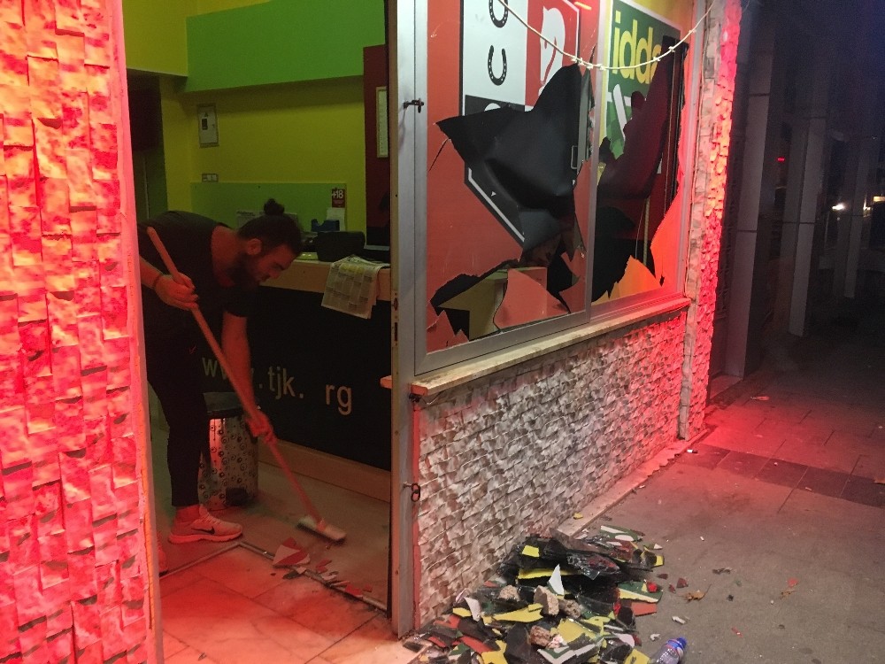 Maçta çıkan kavga stat dışına taştı: 1 yaralı 