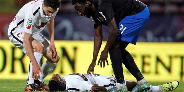 Maçta ölen futbolcunun son sözleri şoke etti