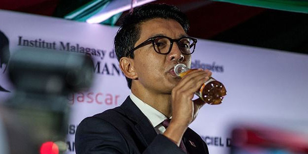 Madagaskar Covid Organics'i kapsül şeklinde üretecek