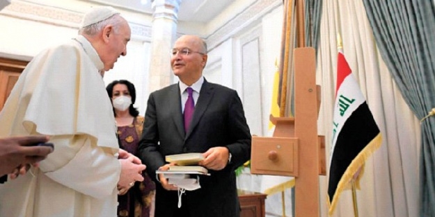Madalyo'nun öbür yüzü! Papa'dan Irak'ta küstah hamle