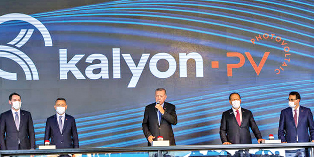 Made in Türkiye damgalı güneş panelleri banttan iniyor