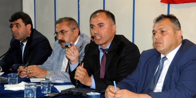 Maden işçilerinden anlaşma tepkisi