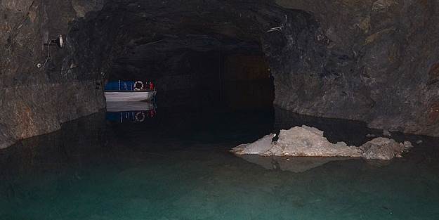 'Maden ocağı'nda ortaya çıkan göl