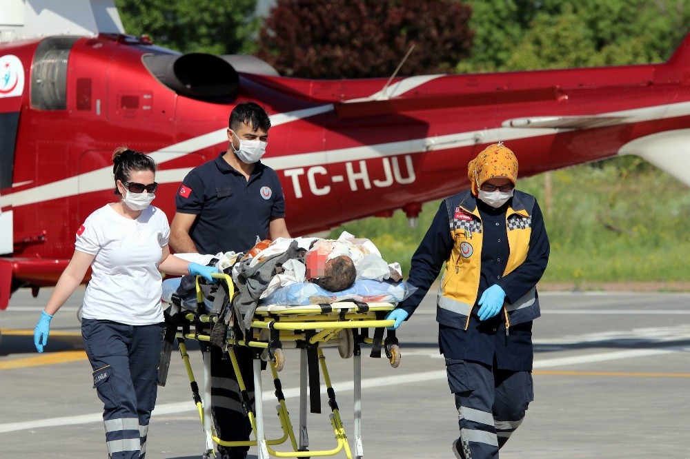 Madende dinamit patlayınca yaralandı, hava ambulansı hayatını kurtardı 