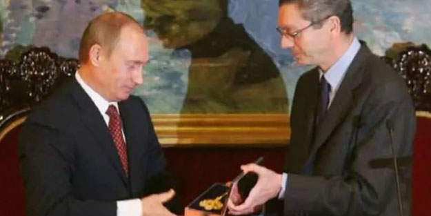 Madrid Belediyesi, Putin'e verilen şehrin altın anahtarını geri aldı