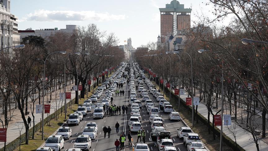 Madrid'de taksicilerden işgal eylemi