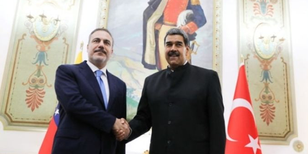 Maduro hayran kaldı: 'Hakan Fidan ile harika bir toplantı yaptık'