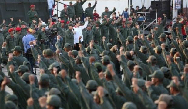 Venezuela'da ABD'ye karşı intikam yemini