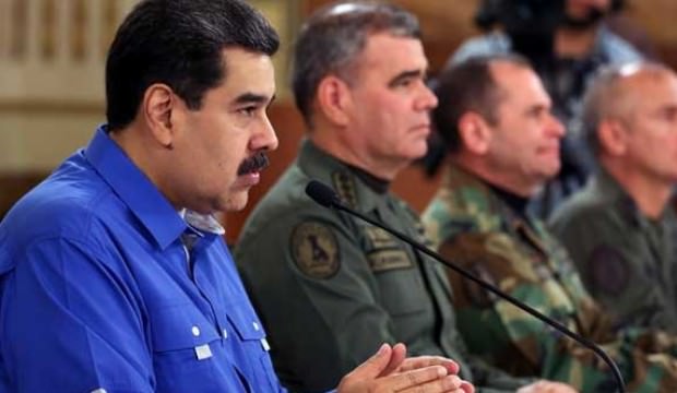 Maduro: Bu darbe girişimi cezasız kalmayacak