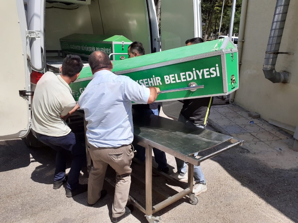 Maganda kurşunu çocuğu öldürdü 