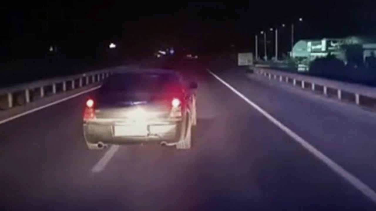 Magandalar bu sefer Antalya'da ortaya çıktı! Ambulansın geçmesine izin vermedi!