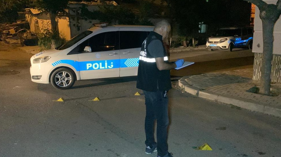 Magandalar havaya ateş açıp kaçtı