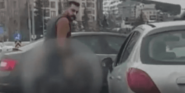 Magandalara ders olsun! Trafikte tartıştığı sürücüye çekiçle saldıran kişiye rekor hapis istemi!
