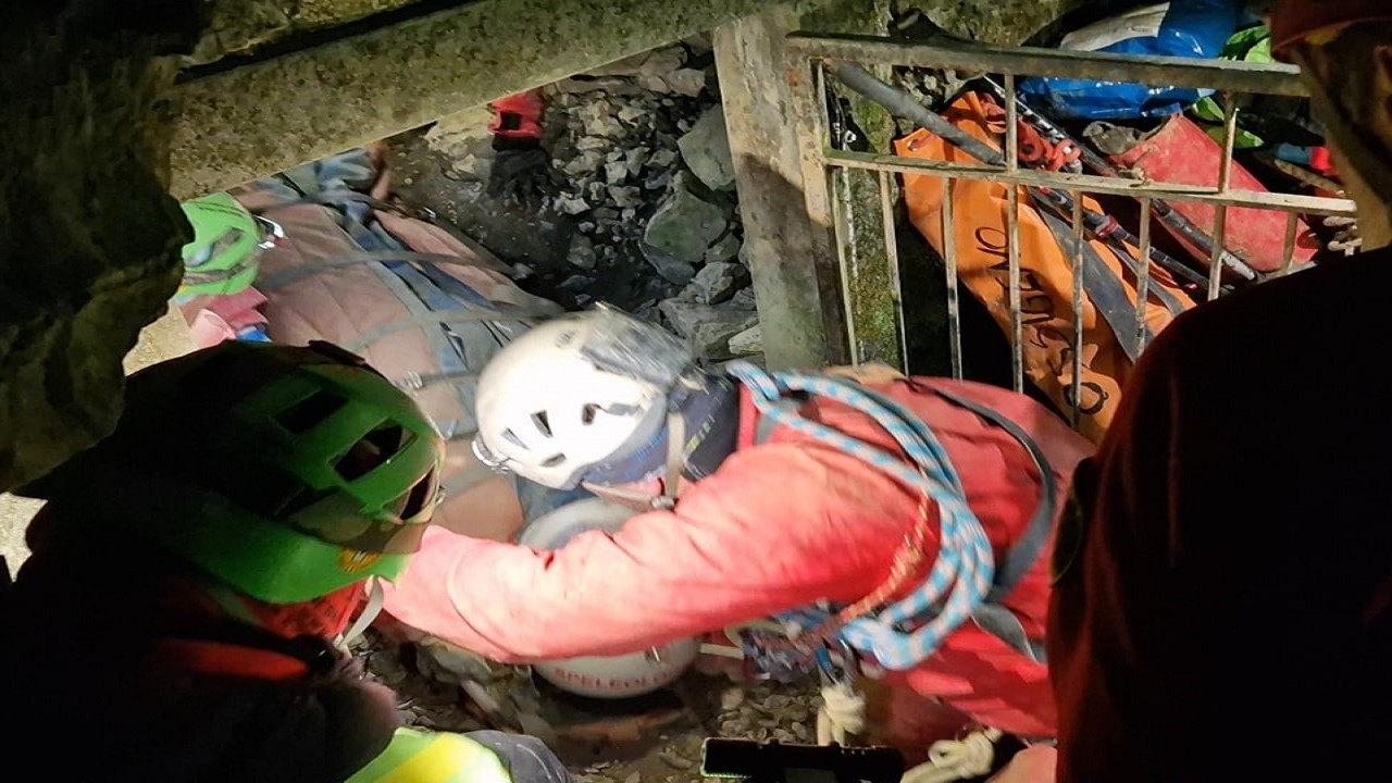 Mağarada 75 Saat mahsur kaldı! Nefes kesen kurtarma!