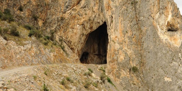 Mağaradan 12 gün sonra kurtarıldı