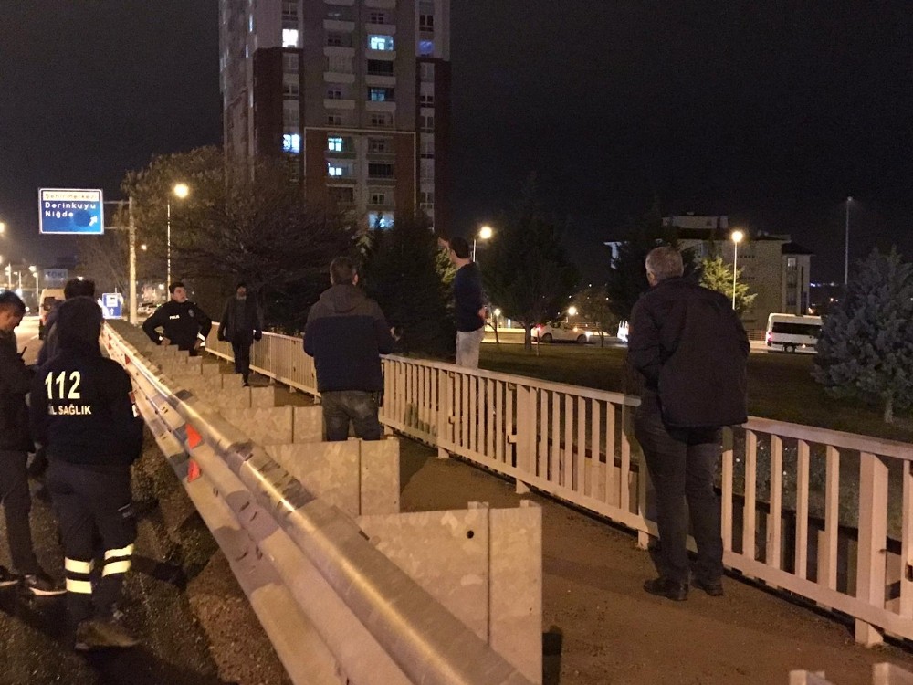 Mahalle bekçilerinin dikkati intiharı önledi 