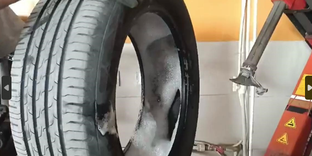 Mahalle lastikçisi kadın sürücüye 20 bin lira fiyat çıkardı! Gerçek şaşırttı