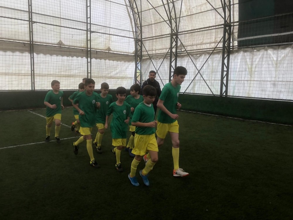 Mahalleler Arası Minikler Futbol Turnuvası devam ediyor 