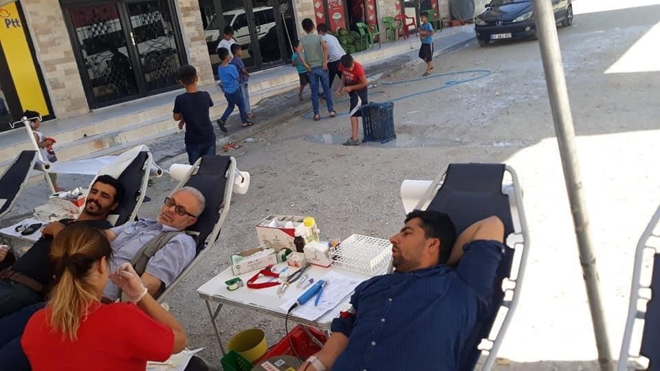 Mahalleli istedi Kızılay’ın gezici kan bağış tırı yola çıktı 