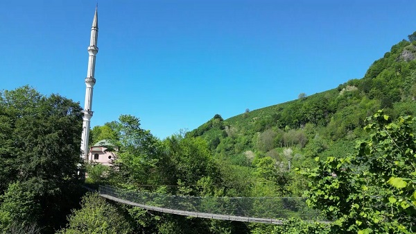 Mahallelinin ihtiyacı için yapıldı! Yurdun dört bir yanından fotoğraf çektirmek için geliyorlar