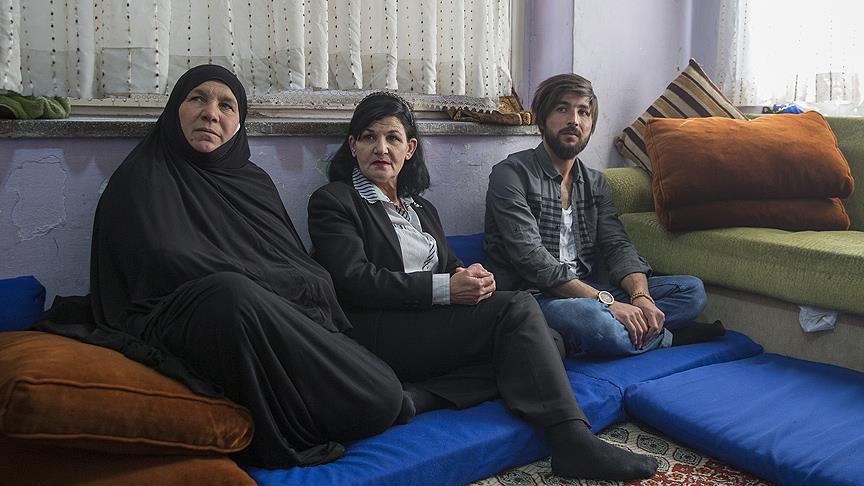 Mahallenin kadın muhtarı uyuşturucuya savaş açtı