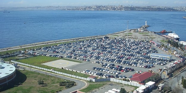 Mahkeme azgın azınlığın algı operasyonuna boyun eğdi! Dertleri otopark değil, cami