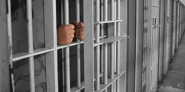 Mahkumlar tanımadıkları kişilere mektup yazacak