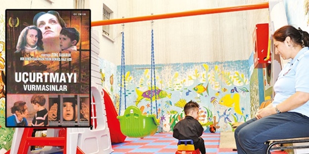 Mahkumların volta avlusuna barış parkı