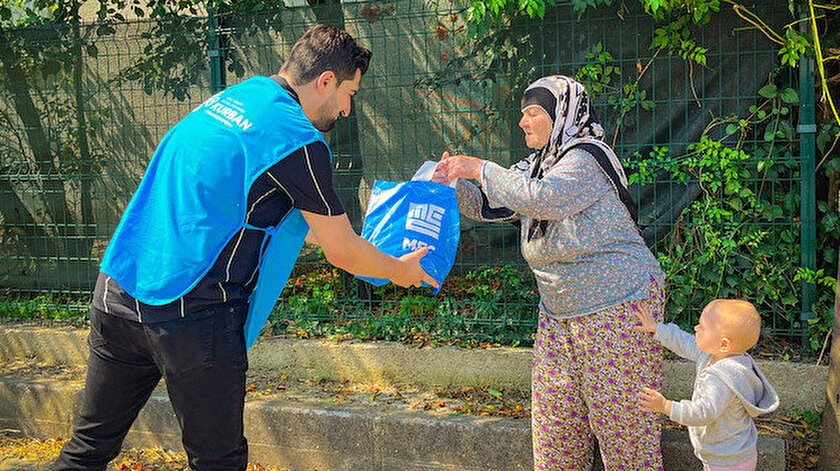 Mahmud Esad Coşan Vakfı 36 bin 224 adet kurban payını ihtiyaç sahiplerine ulaştırdı