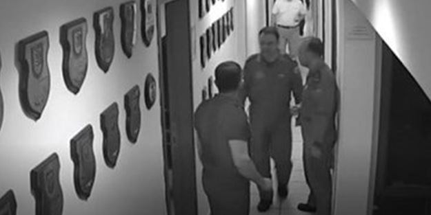 Hulusi Akar'a 
