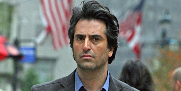 Mahsun Kırmızıgül cemaate katıldı!