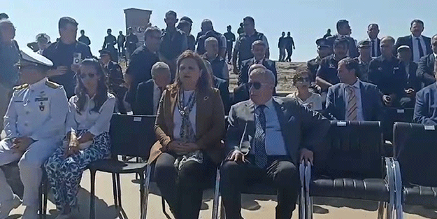 Makam odasında böcek yalanıyla gündeme gelmişti! Burcu Köksal bu defa da sandalye krizi çıkardı