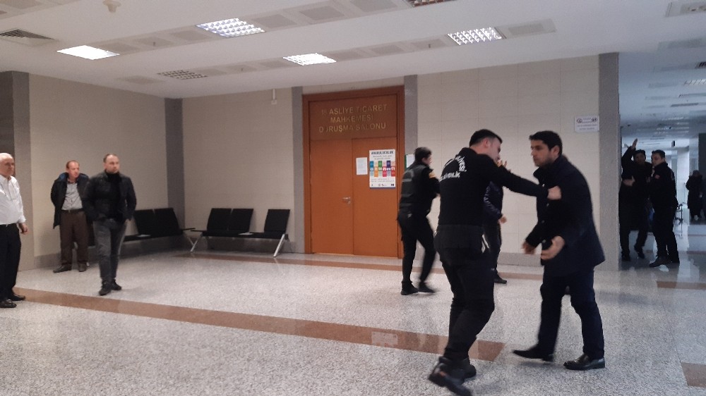 Makas terörü davasındaki tahliye kararı adliyeyi karıştırdı 