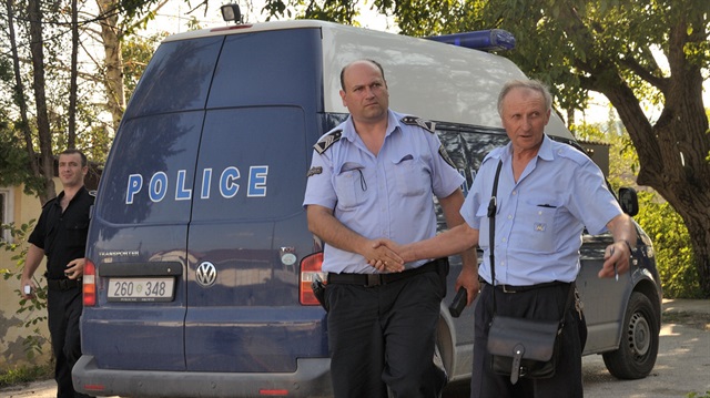 Makedonya'da polis 47 kaçak göçmeni yakaladı