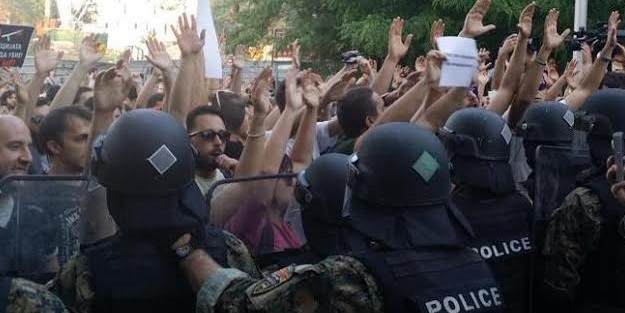 Makedonya'da tehlikeli gerginlik