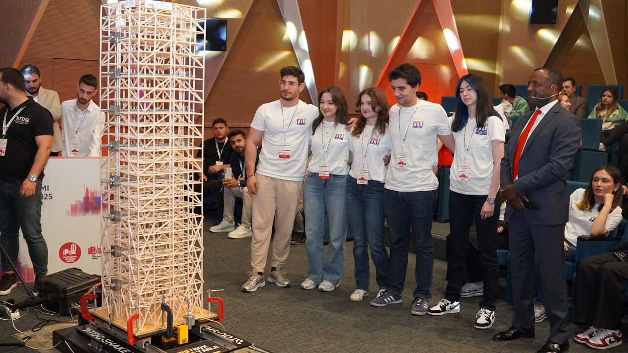 Maketten gerçeğe! Depreme dayanıklılık testi heyecanı!