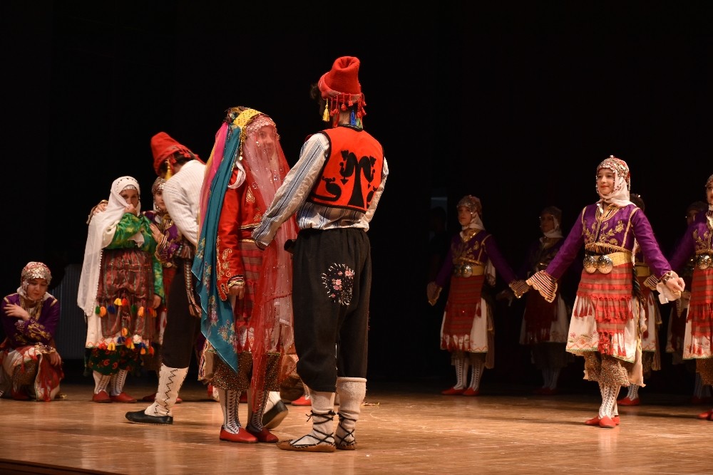 MAKÜ’de görsel şölen 