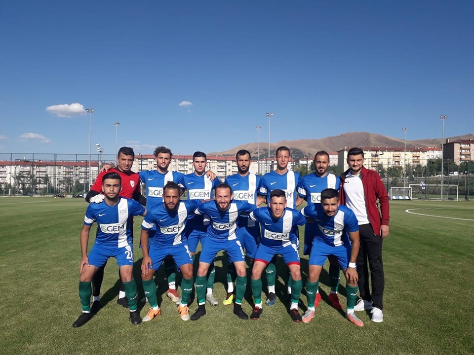Malatya Yeşilyurt Belediyespor hazırlık maçında berabere kaldı 
