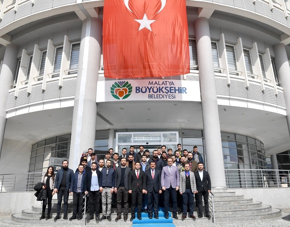 Malatya’a maça gelen taraftarlara Türk Bayrağı dağıtılacak 
