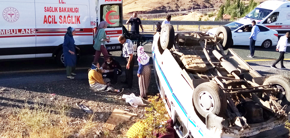 Malatya'da 2 ayrı trafik kazası: 14 yaralı