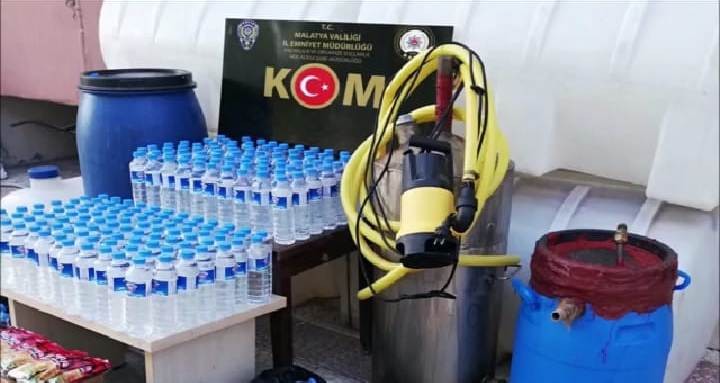 Malatya’da 2 ton sahte içki ele geçirildi 