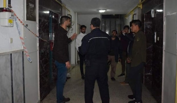 Malatya'da 7 kişinin bindiği asansör zemine çakıldı