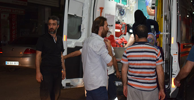 Malatya'da beylik silahı ateş alan uzman çavuş bacağından yaralandı