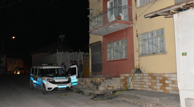Malatya'da çocuklarını rehin alan babayı polis ikna etti