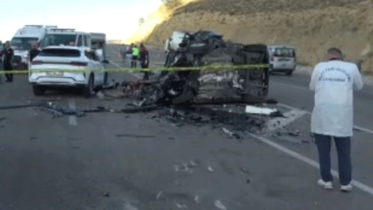 Malatya'da feci kaza: Ölü ve yaralılar var!