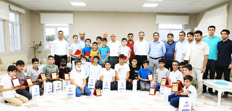 Malatya’da hafızlığı bitiren 25 Kur’an bülbülü için icazet töreni düzenlendi