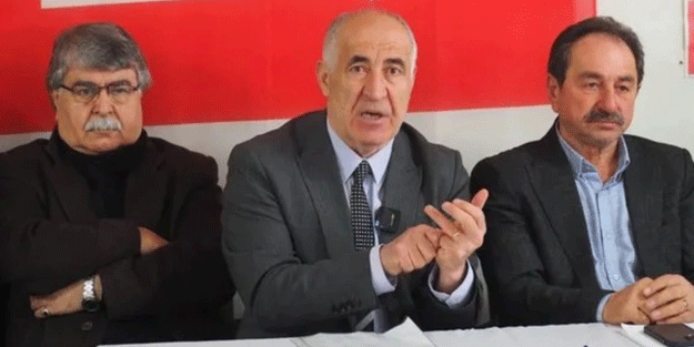 CHP'de diktatör istifası