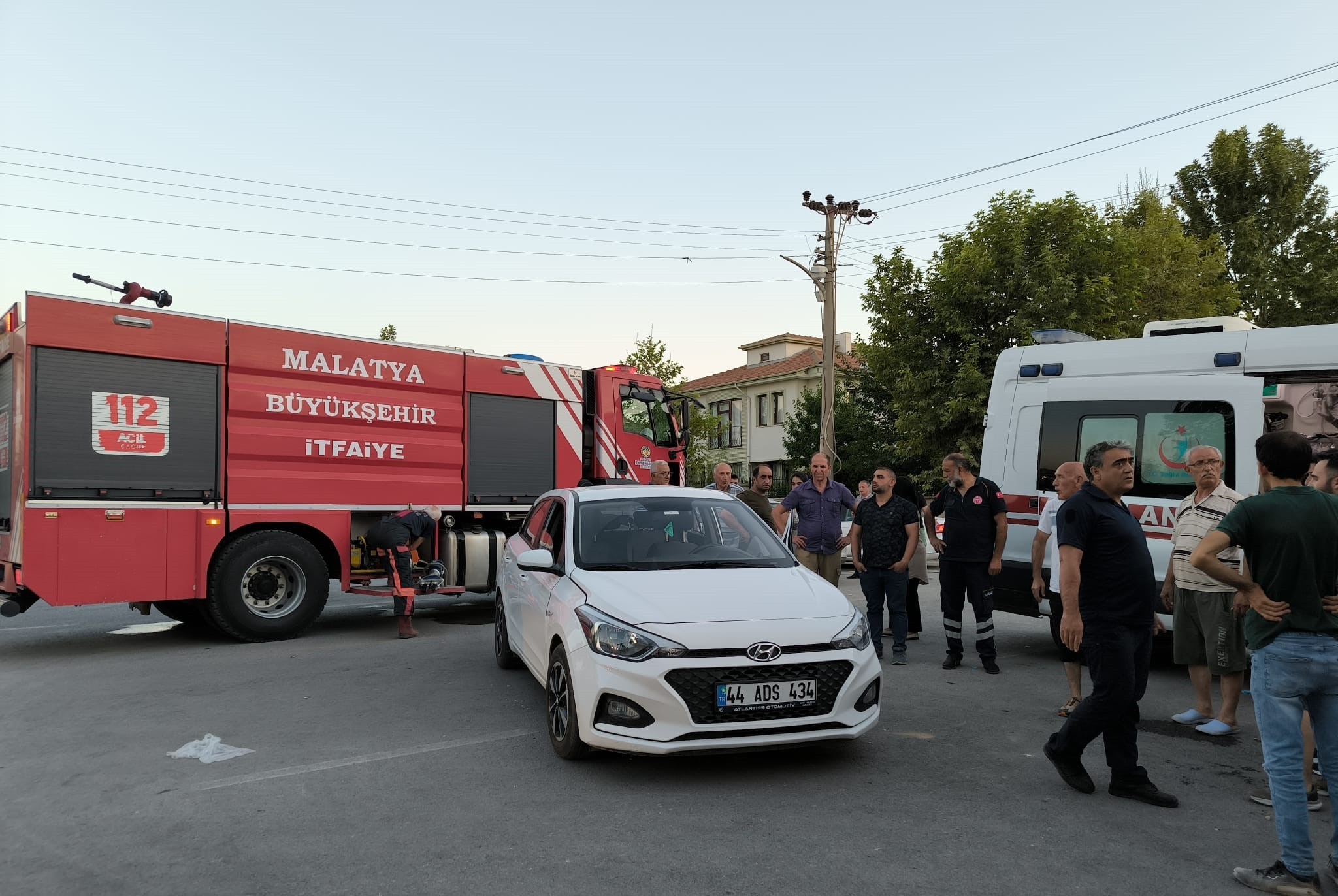 Malatya'da iki otomobilin karıştığı kaza