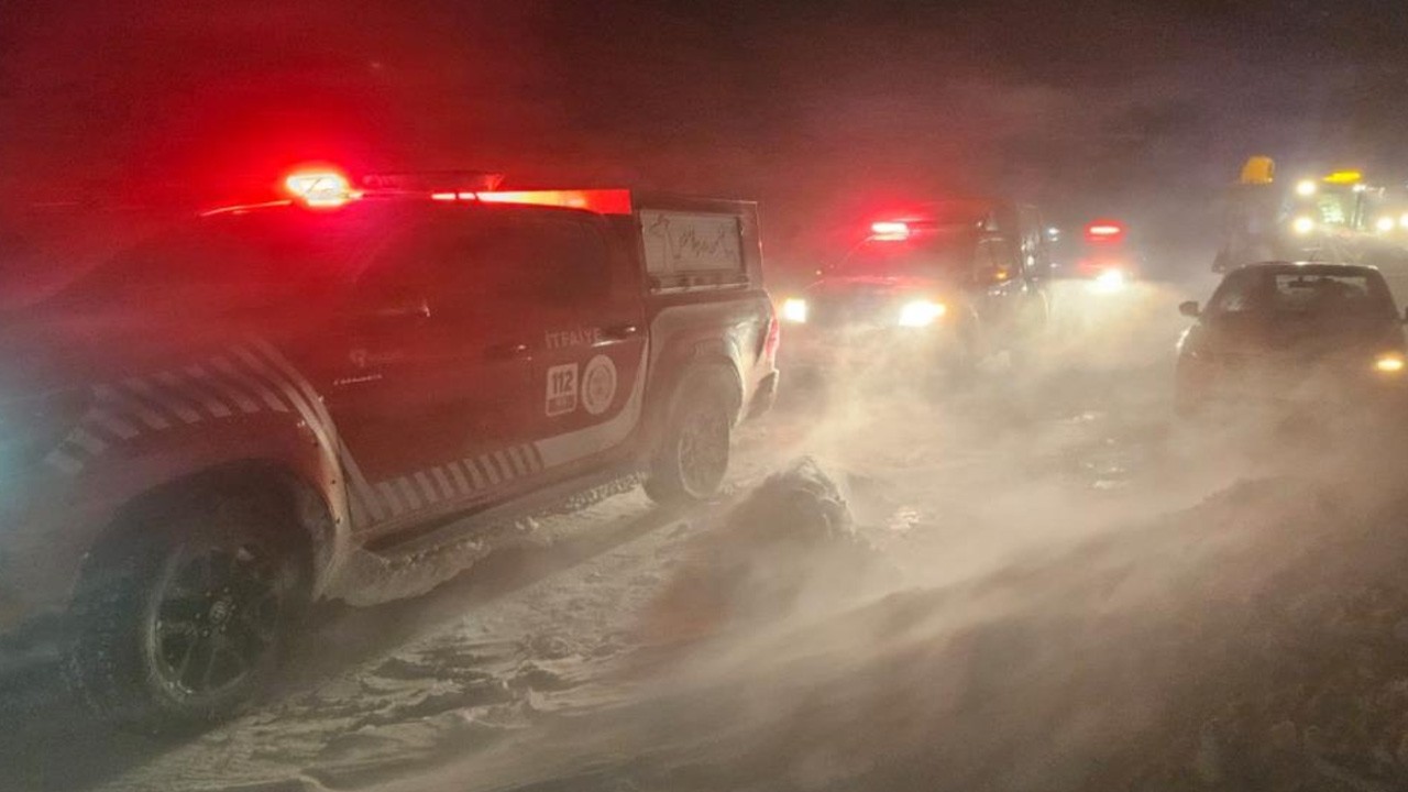 Malatya'da kar zorlu anlar yaşattı! Kurtarma çalışmaları sürüyor